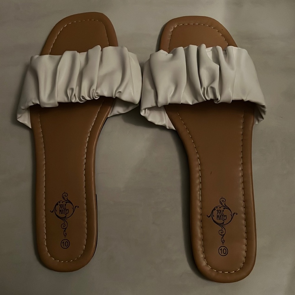 Sole mates flip flops